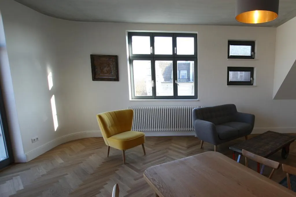 Berlin Base Apartments - Kreuzberg 0*,